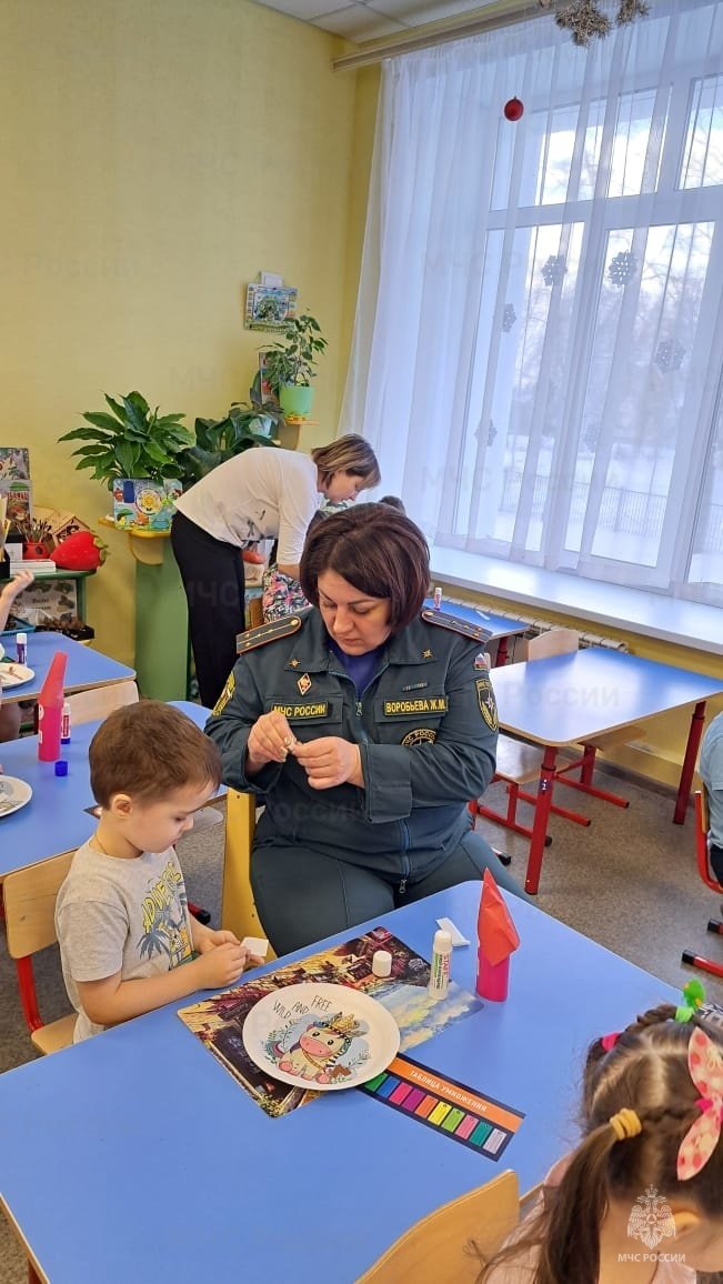 Спасатели МСЧ России побывали в гостях у дошколят в г.о. Зарайск